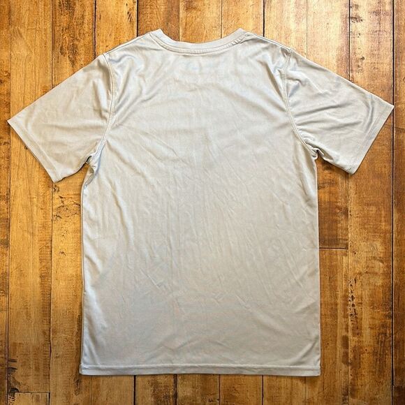 NFL New England Patriots Boys size 18 to 20 XL Gray Short Sleeve Shirt - Picture 4 of 4